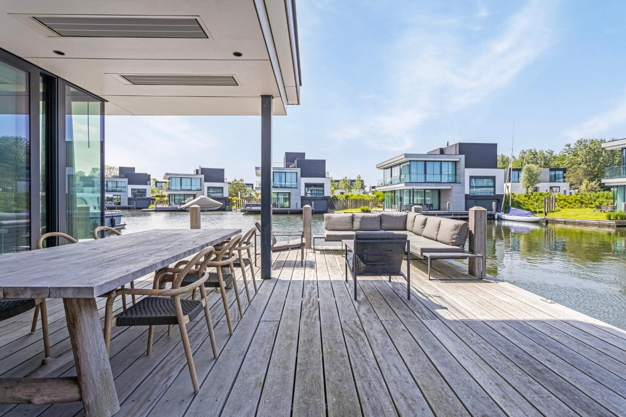 Lake House With Dock At Lake Veere, Zeeland Arnemuiden Extérieur photo