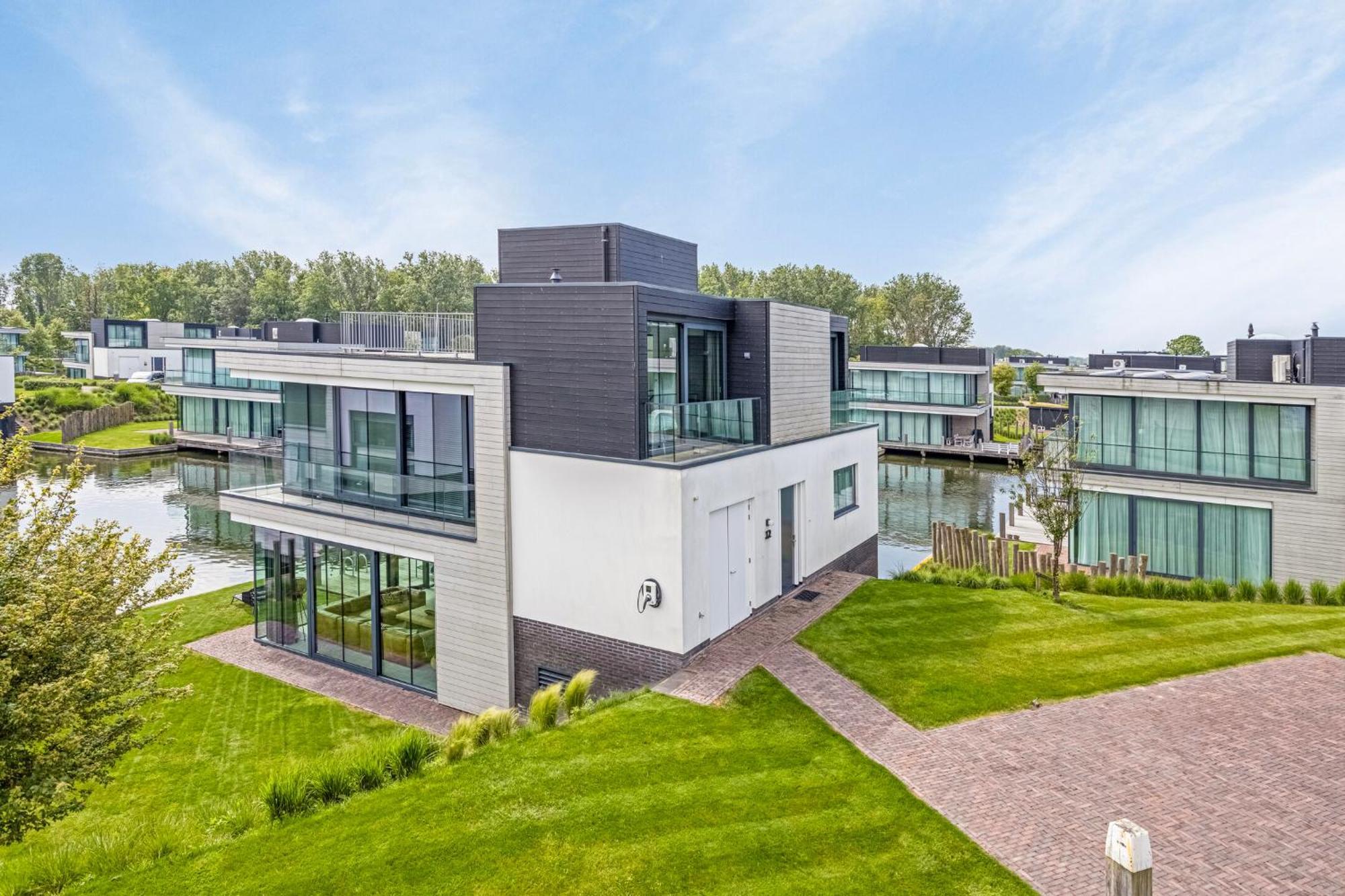 Lake House With Dock At Lake Veere, Zeeland Arnemuiden Extérieur photo